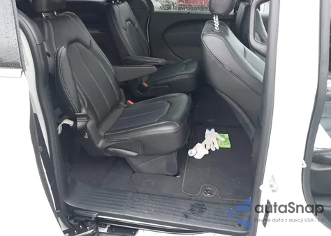 2025 Chrysler Pacifica Select from USA, damaged, VIN 2C4RC1BG7SR527962